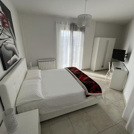 Casa Vacanze Le Tre Scimmiette Paterno  Ngoại thất bức ảnh