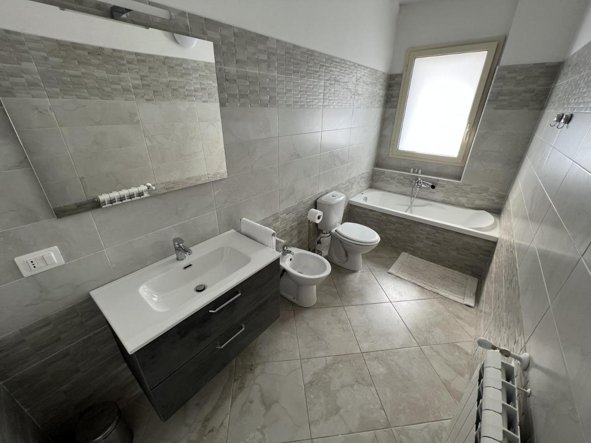 Casa Vacanze Le Tre Scimmiette Paterno  Ngoại thất bức ảnh